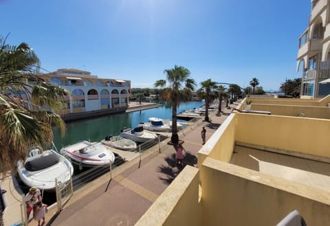 Sea view, sunbed