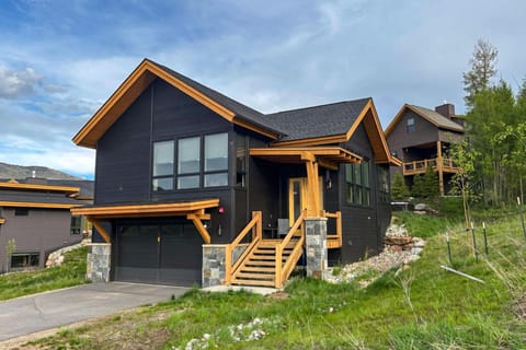 A Slice of Silverthorne House in Summit County