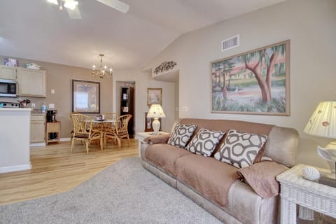 Southbridge Condos - J Apartment in Garden City