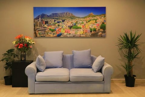 Rio Guest House Bed and Breakfast in Cape Town