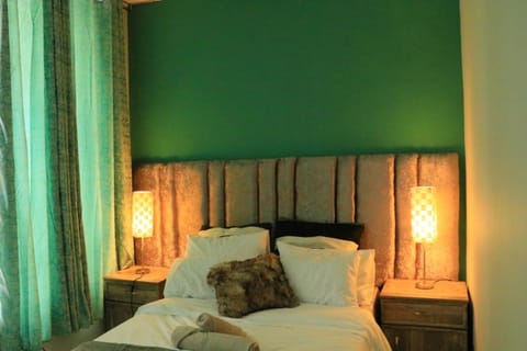 Rio Guest House Bed and Breakfast in Cape Town