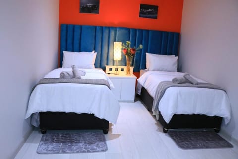 Rio Guest House Bed and Breakfast in Cape Town