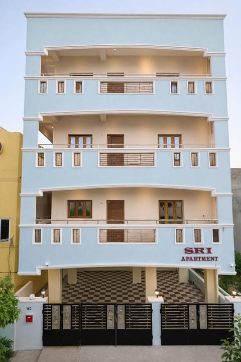 Property building, Balcony/Terrace