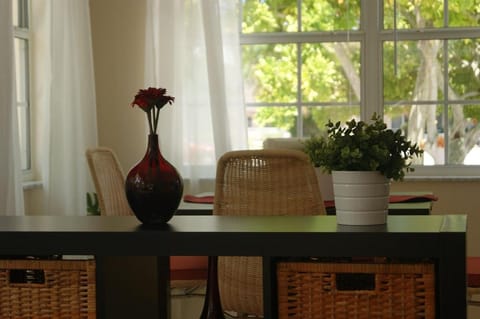 Decorative detail, Dining area