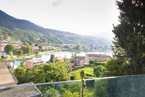 City view, Lake view, Mountain view