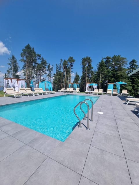 Property building, Swimming pool