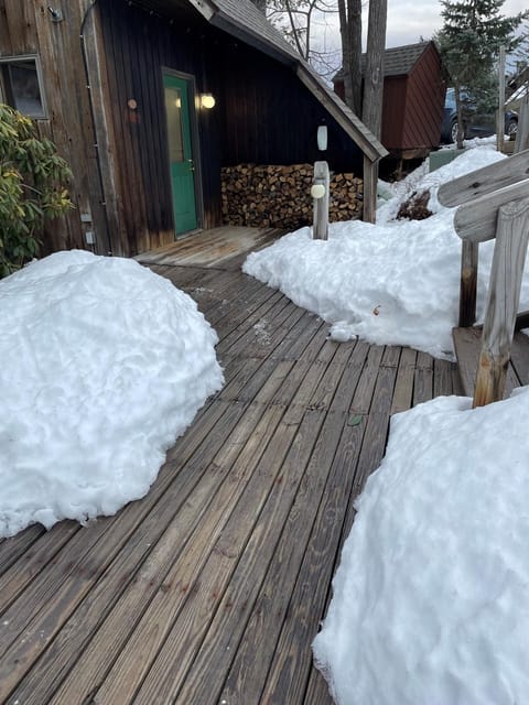 Fantastic 2 family vacation home with EV charger Chalet in Windham