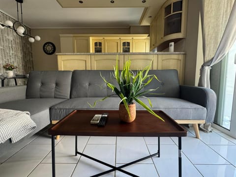 AIOLOS LUXURY alimos quiet SUITE 1 Apartment in Alimos