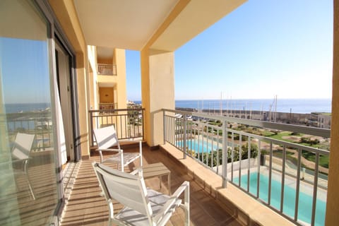 Day, View (from property/room), Balcony/Terrace, Seating area, Sea view