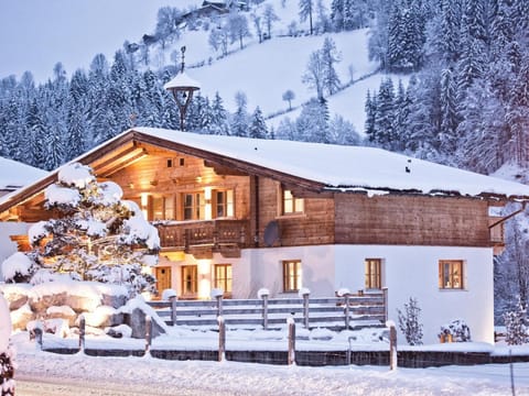 Property building, Winter