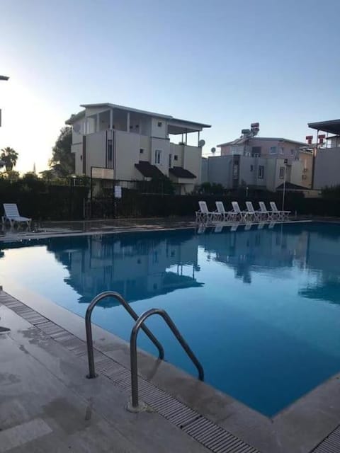 Day, Pool view, Swimming pool, sunbed
