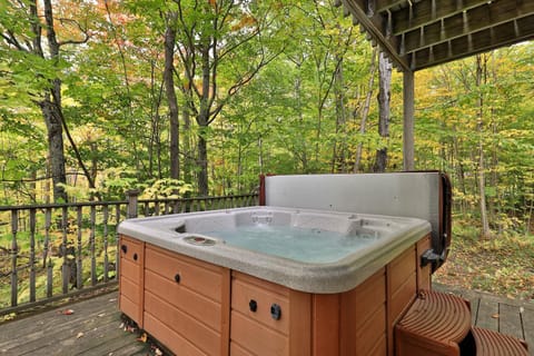 Left Duplex Home Directly Across From Pico Mountain, Close to Killington, home House in Mendon