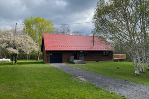 Modern Log Cabin with Vineyard Views Cabin in Seneca Lake