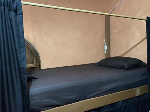 Bed, Bedroom, bunk bed