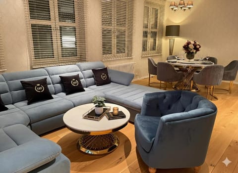 Communal lounge/ TV room, Living room