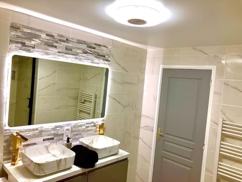 La marbrière, Parking gratuit, proche centre ville Apartment in Île-de-France