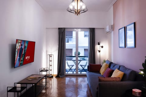 Communal lounge/ TV room, Living room