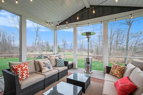 Hidden Serenity House in Sawyer