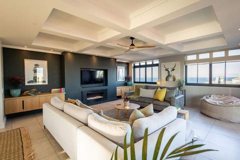 Ocean Penthouse - Hermanus Waterfront Apartments Apartment in Hermanus