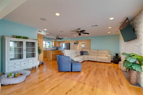 Luxe Spring Hill Home with Patio and Dock! House in Hernando Beach