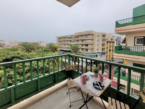 Day, View (from property/room), Balcony/Terrace, Balcony/Terrace, Dining area