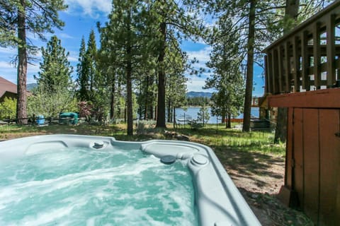 Lakefront Hideaway - On the Lake House in Big Bear