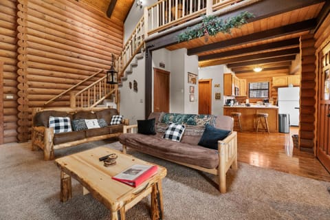 Edge of Heaven - Close to Lake and Slopes House in Big Bear