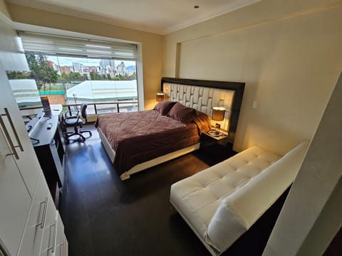 Photo of the whole room, Bedroom