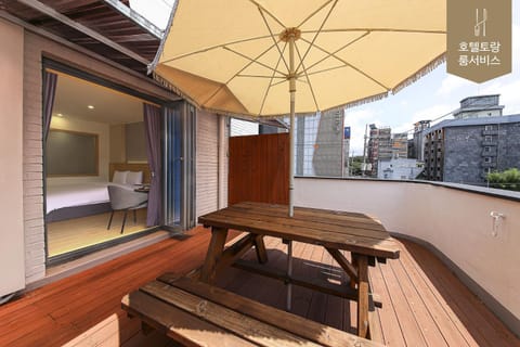 Balcony/Terrace, Balcony/Terrace