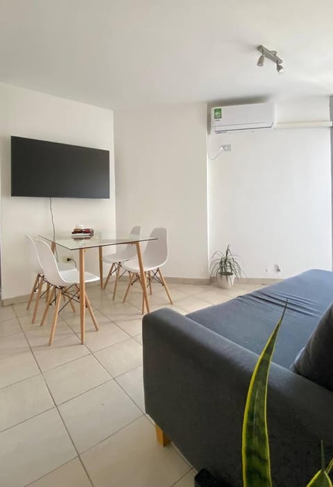 TV and multimedia, Living room, Dining area