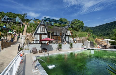 Property building, Natural landscape, Mountain view, Pool view, Swimming pool, Swimming pool