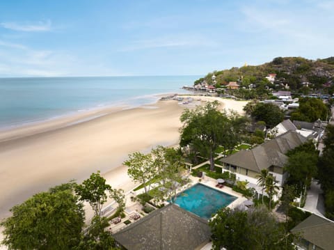 Day, Natural landscape, Bird's eye view, Beach, Mountain view, Pool view, Sea view, Swimming pool, sunbed