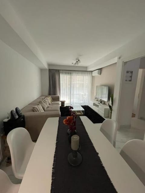 TV and multimedia, Seating area