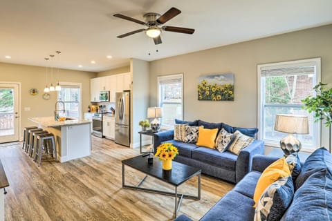 Modern Candler Home with Deck and Yard! House in Asheville