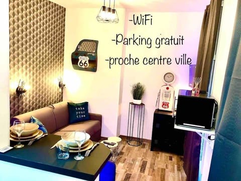 Le Road 66, proche centre ville, parking gratuit. Apartment in Île-de-France