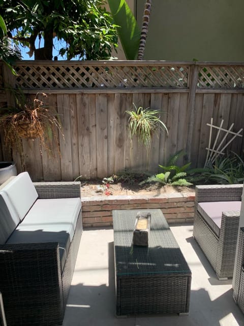 Patio, Balcony/Terrace