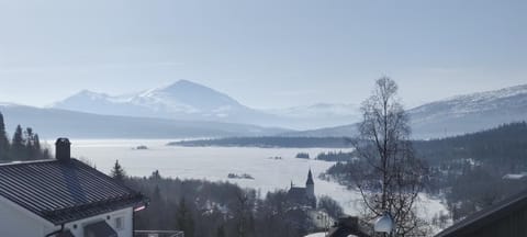 Lake view, Mountain view