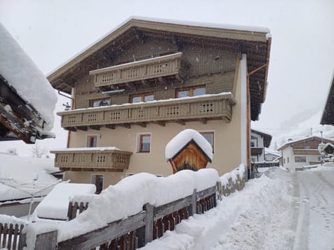 Haus Dilitz-Theiner- Brunnenperle Apartment in Trentino-South Tyrol