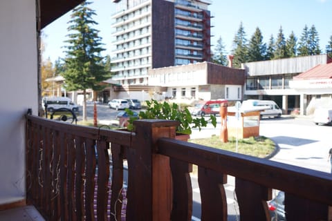 АПАРТАМЕНТ ЗА ГОСТИ ЕВЕЛИН Apartment hotel in Decentralized Administration of Macedonia and Thrace