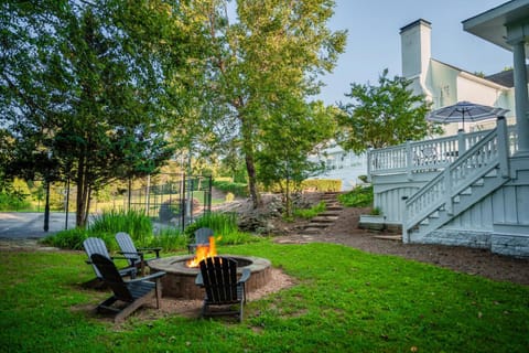 Private Resort - Lake Lanier Paradise House in Lake Lanier