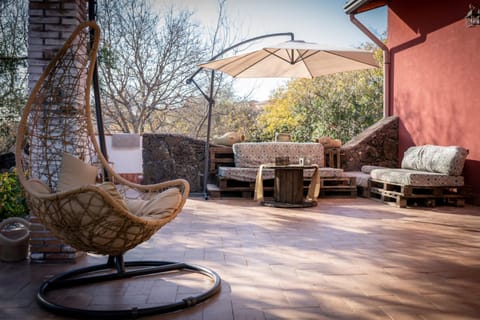 Patio, Day, View (from property/room), Balcony/Terrace, Seating area, Garden view