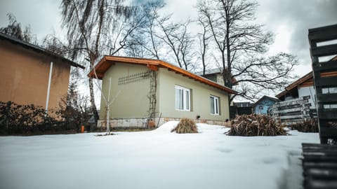 Property building, Winter