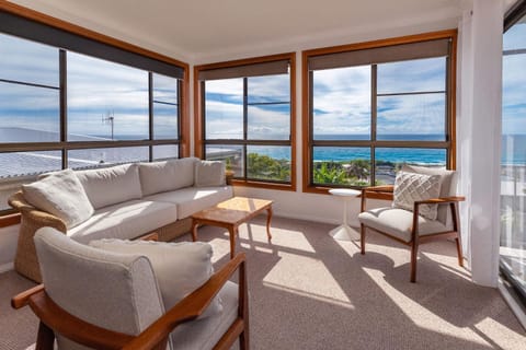 View (from property/room), Living room, Seating area, Sea view