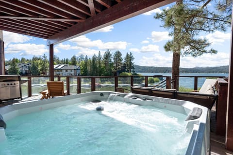 Lakefront Paradise - On the Lake House in Big Bear