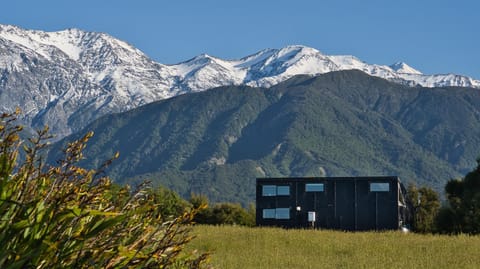 Property building, Day, Natural landscape, Mountain view