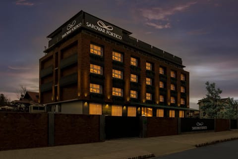 Property building, Facade/entrance