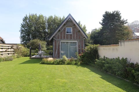 Garden, Garden view