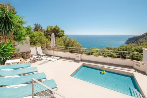 View (from property/room), Pool view, Sea view, Swimming pool