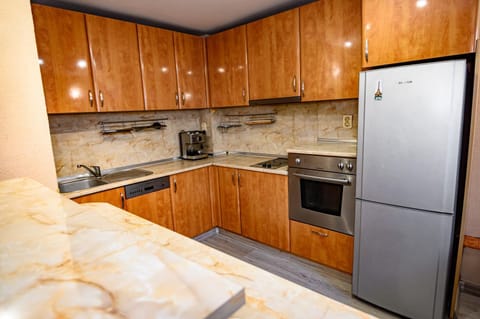 Kitchen or kitchenette, Kitchen or kitchenette, dishwasher, minibar, pet friendly, stove
