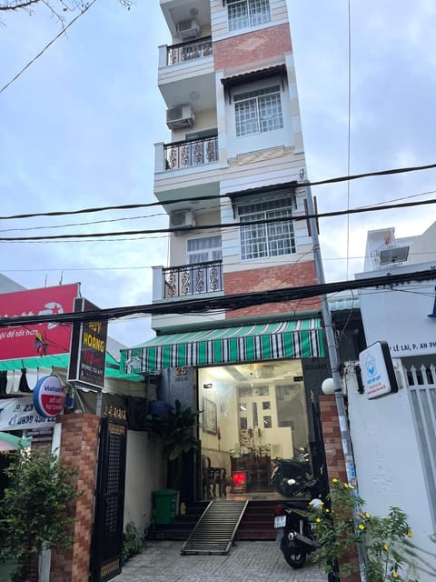 Property building, Street view